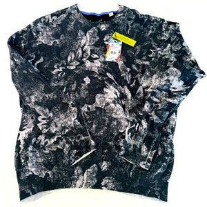 New w/ Tags Robert Graham Crewneck Sweater